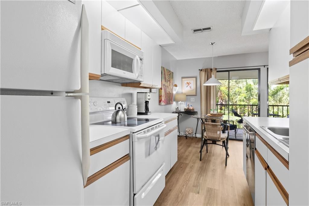 17220 Terraverde Cir, Unit 9, Fort Myers, FL 33908 Photo