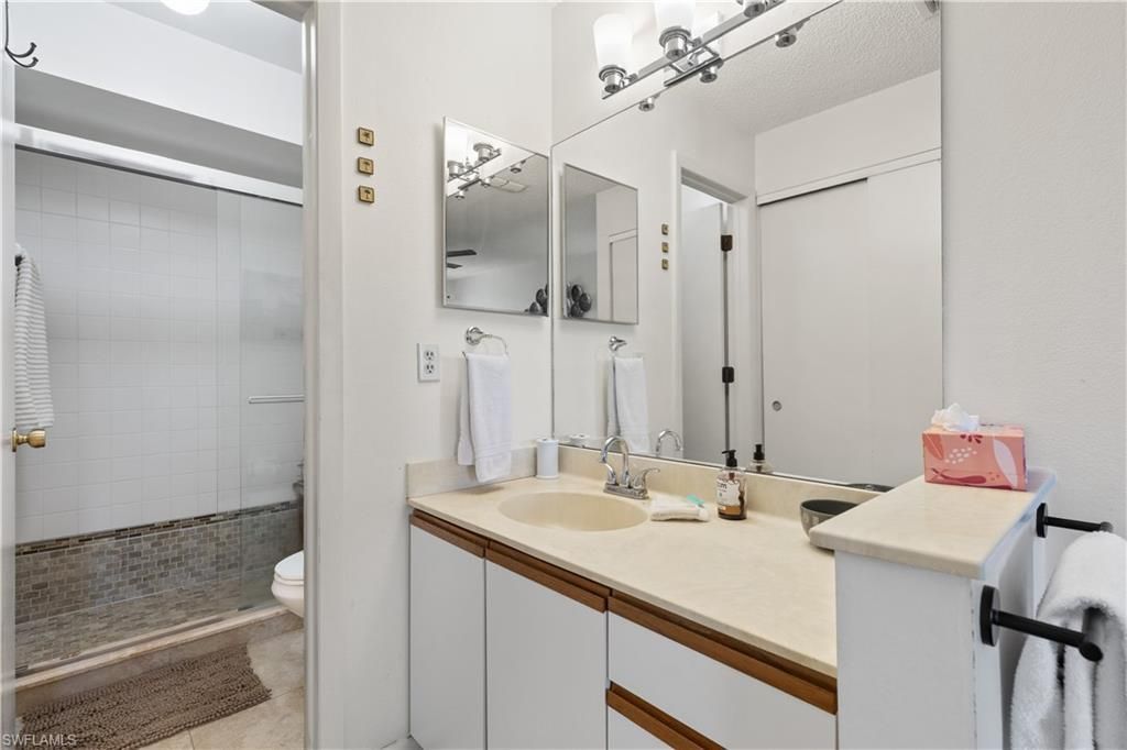 17220 Terraverde Cir, Unit 9, Fort Myers, FL 33908 Photo