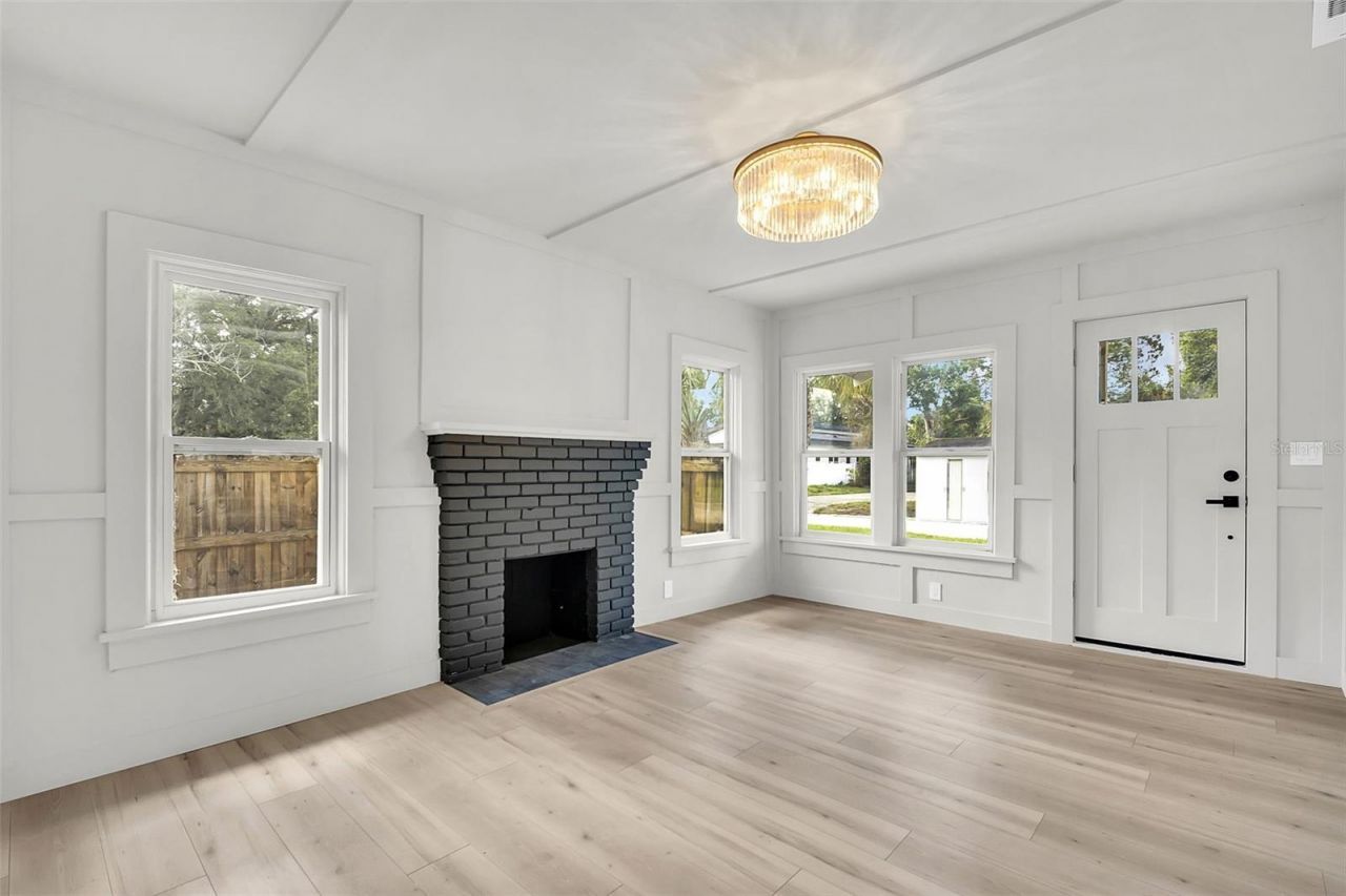 5355 2nd Avenue S, Saint Petersburg, FL 33707 Photo