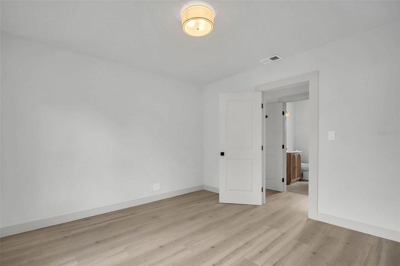 5355 2nd Avenue S, Saint Petersburg, FL 33707 Photo