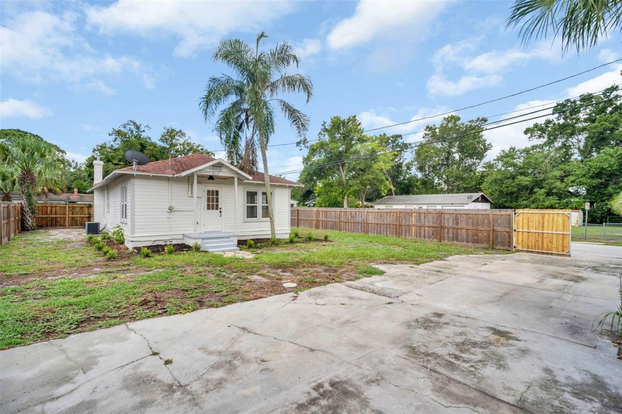 5355 2nd Avenue S, Saint Petersburg, FL 33707 Photo