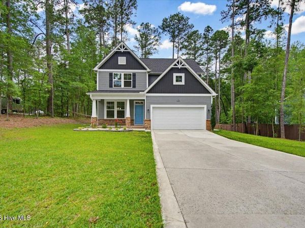 598 E L Ives Drive, Aberdeen, NC 28315