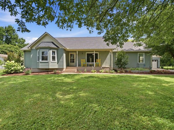 1168 Peebles Dr, Smyrna, TN 37167