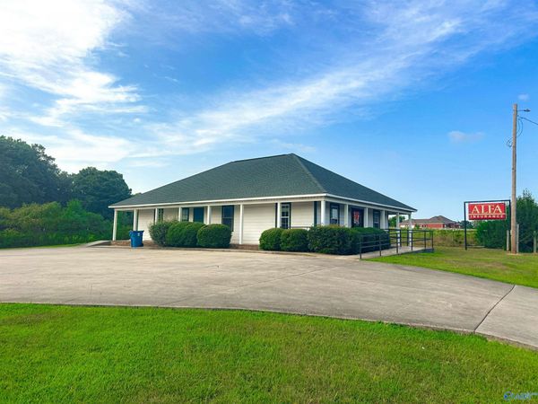 4453 Main Street, Grant, AL 35747