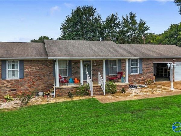 2008 Saxton Drive, Florence, AL 35630