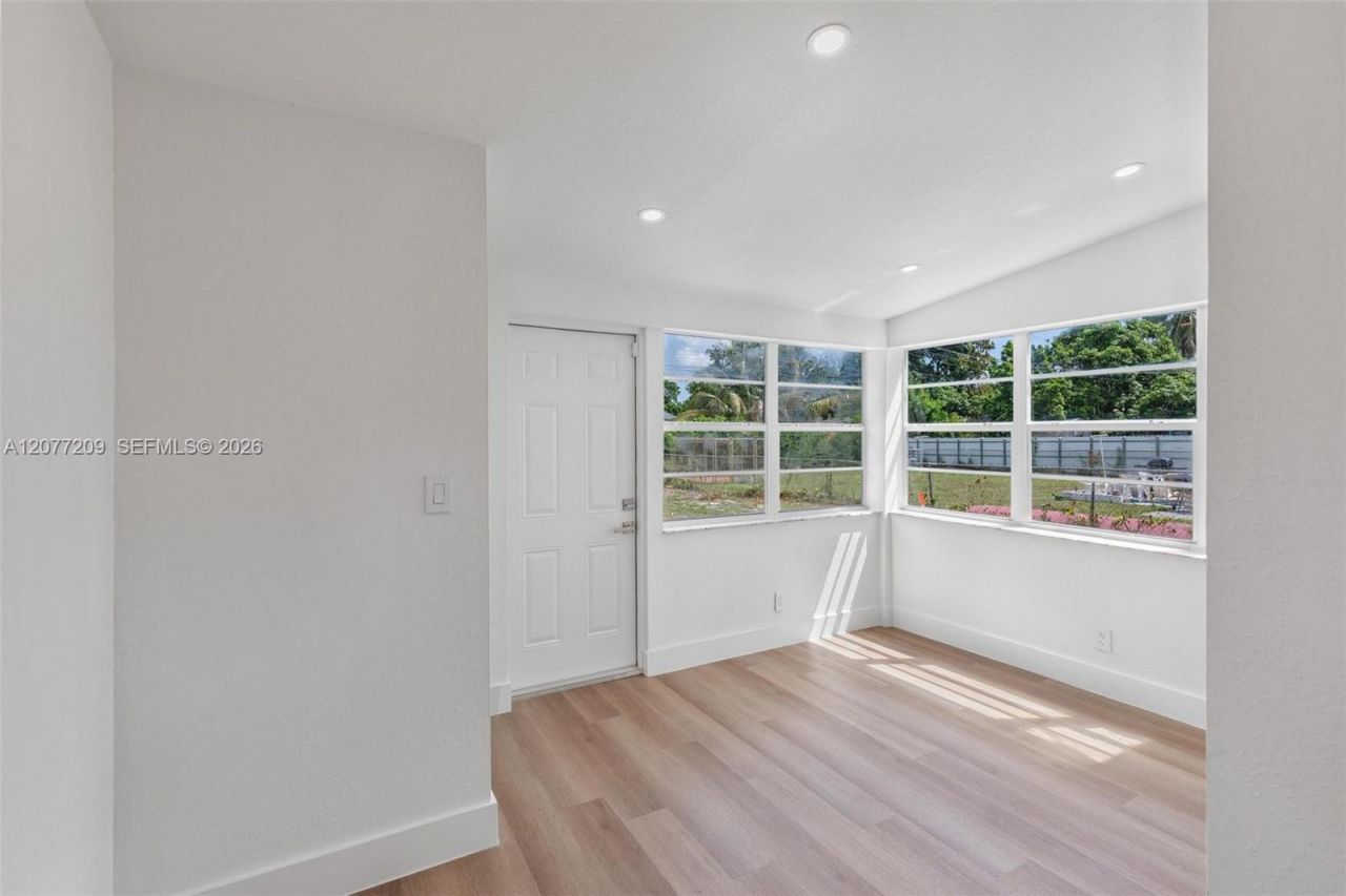 2839 Mayo St , Hollywood, FL 33020 Photo