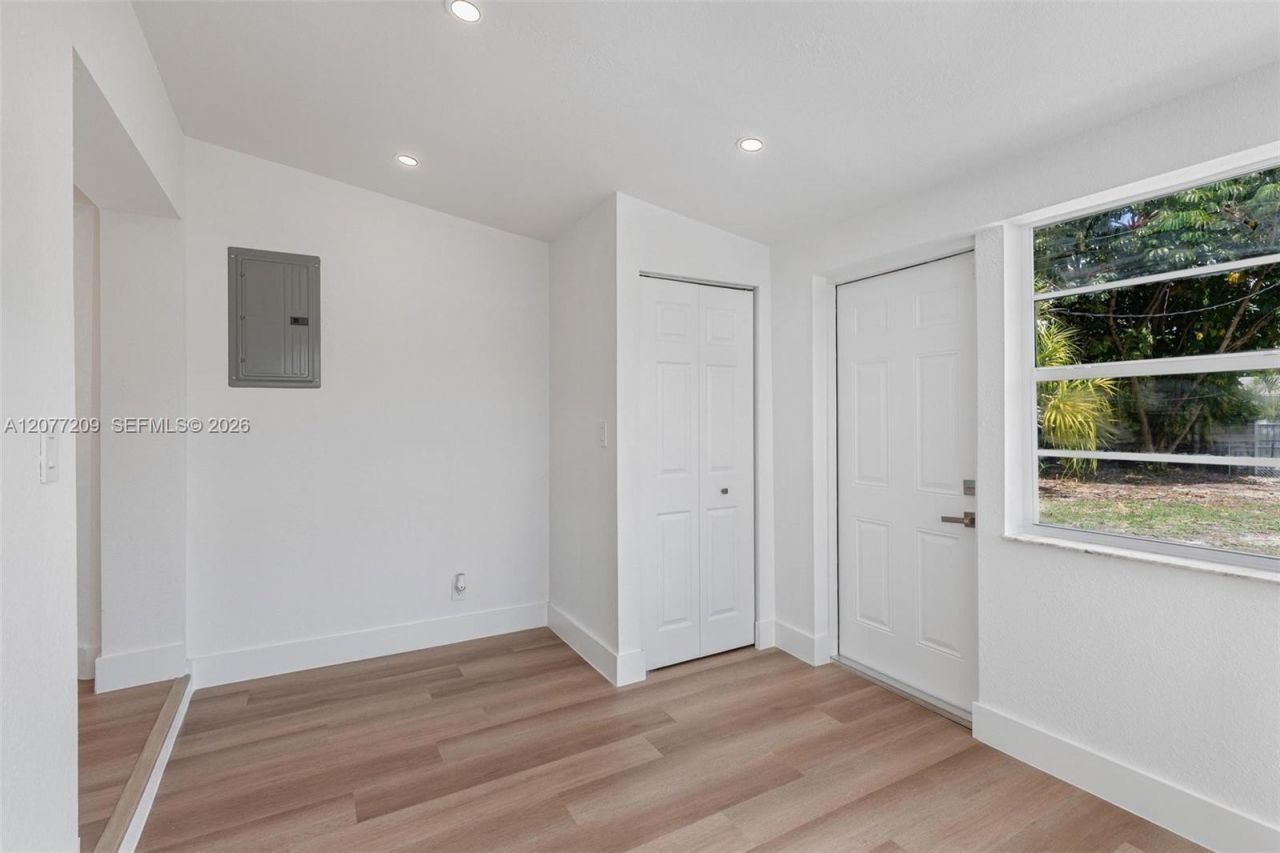 2839 Mayo St , Hollywood, FL 33020 Photo