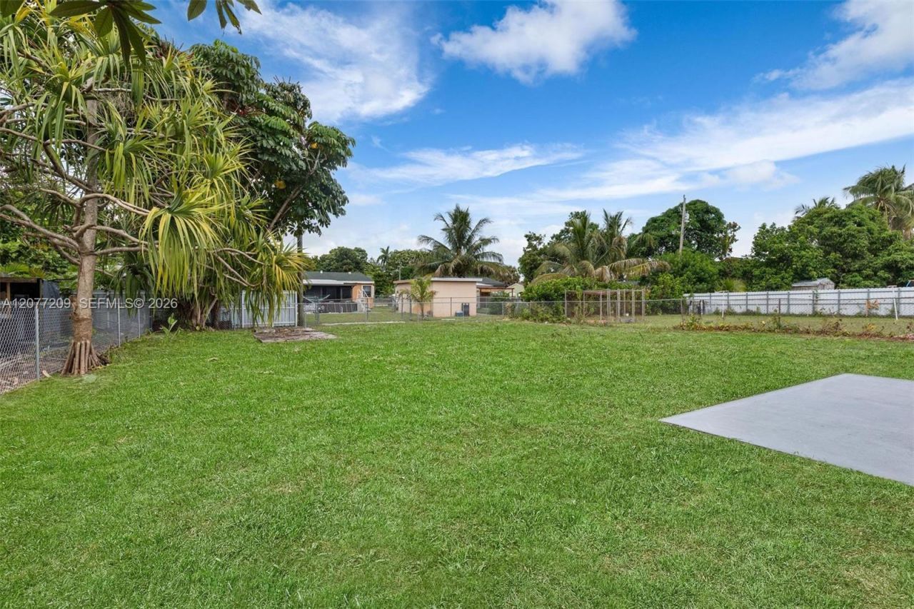 2839 Mayo St , Hollywood, FL 33020 Photo