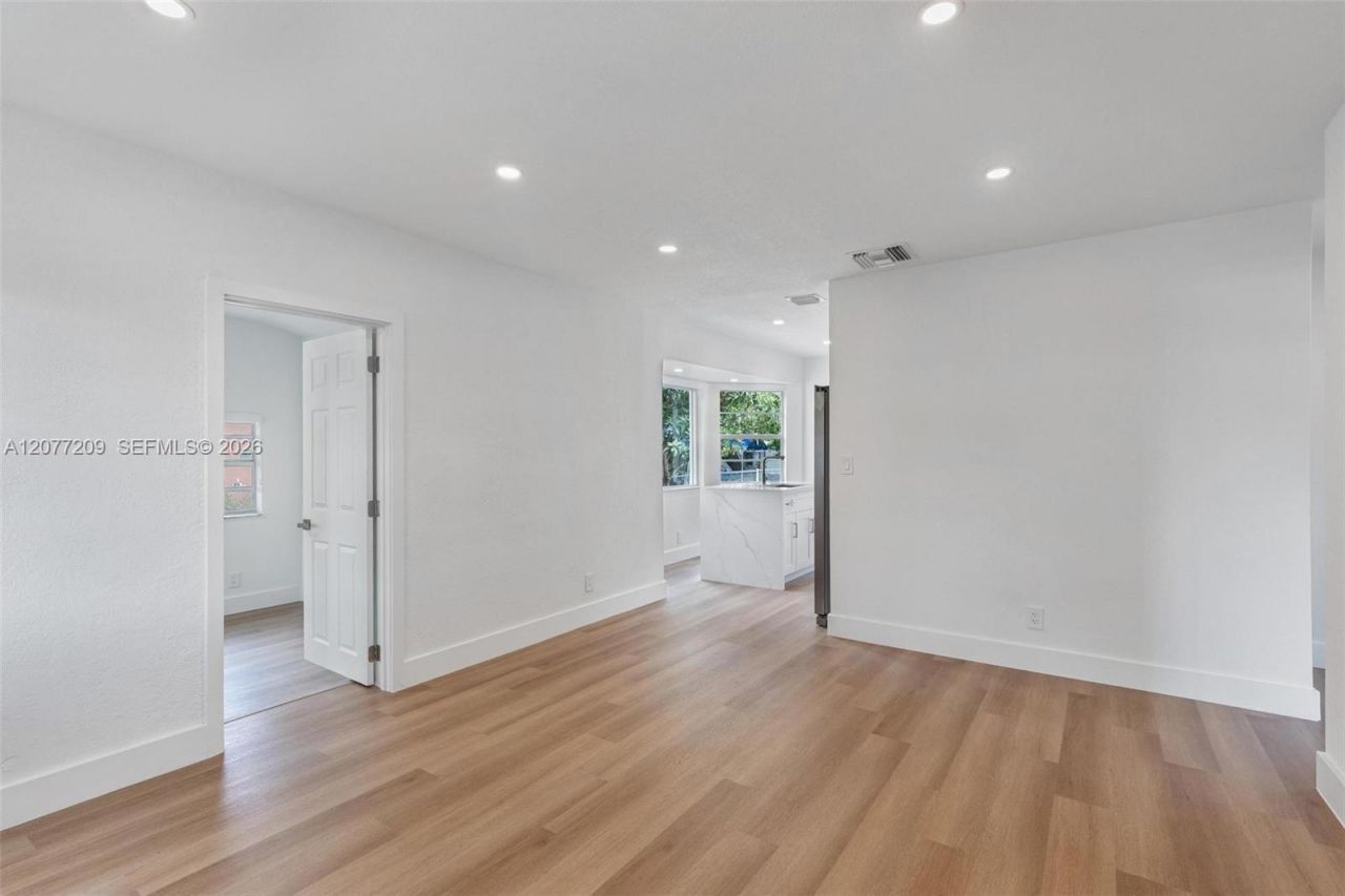 2839 Mayo St , Hollywood, FL 33020 Photo
