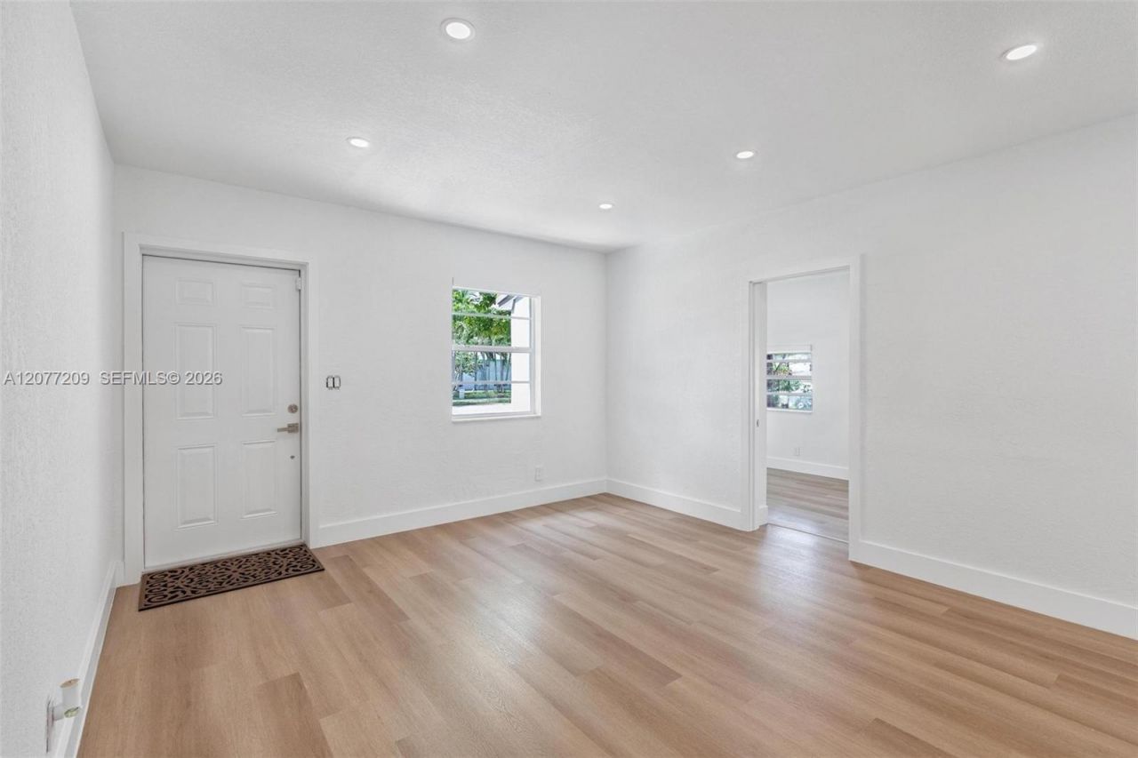 2839 Mayo St , Hollywood, FL 33020 Photo