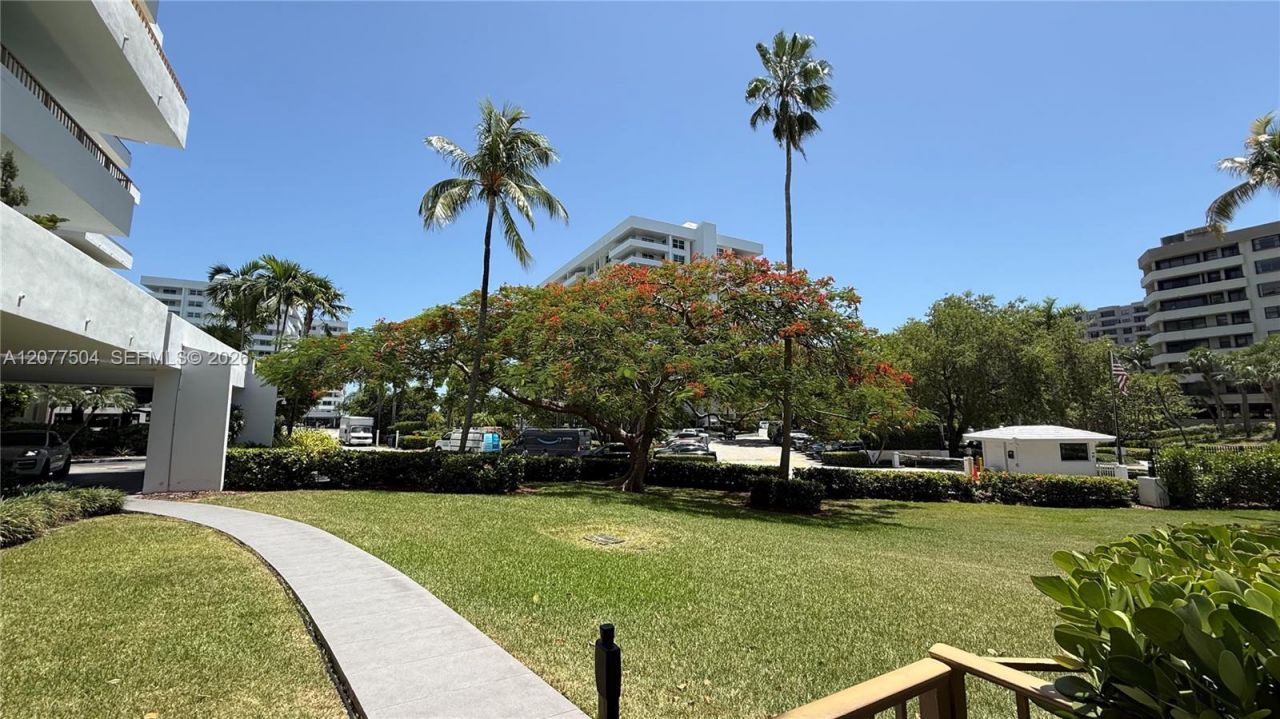 155 S Ocean Lane Dr, Unit 1013, Key Biscayne, FL 33149 Photo
