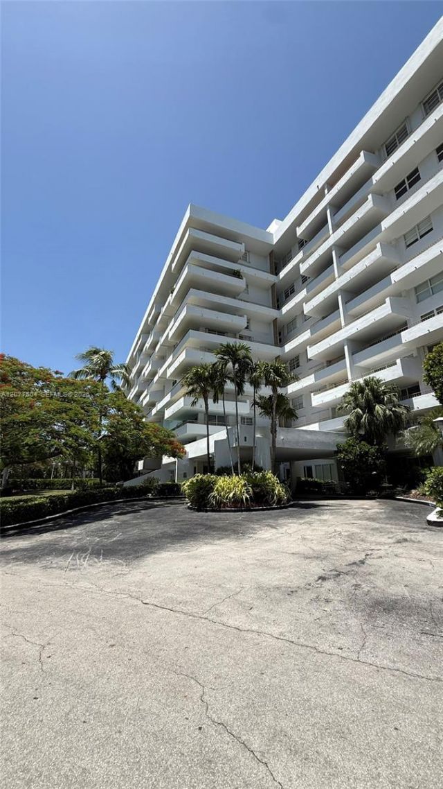 155 S Ocean Lane Dr, Unit 1013, Key Biscayne, FL 33149 Photo
