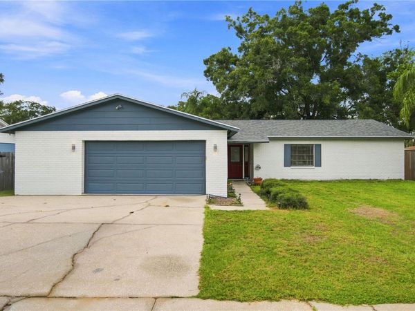 4313 FOXGLEN LANE , TAMPA, FL 33624