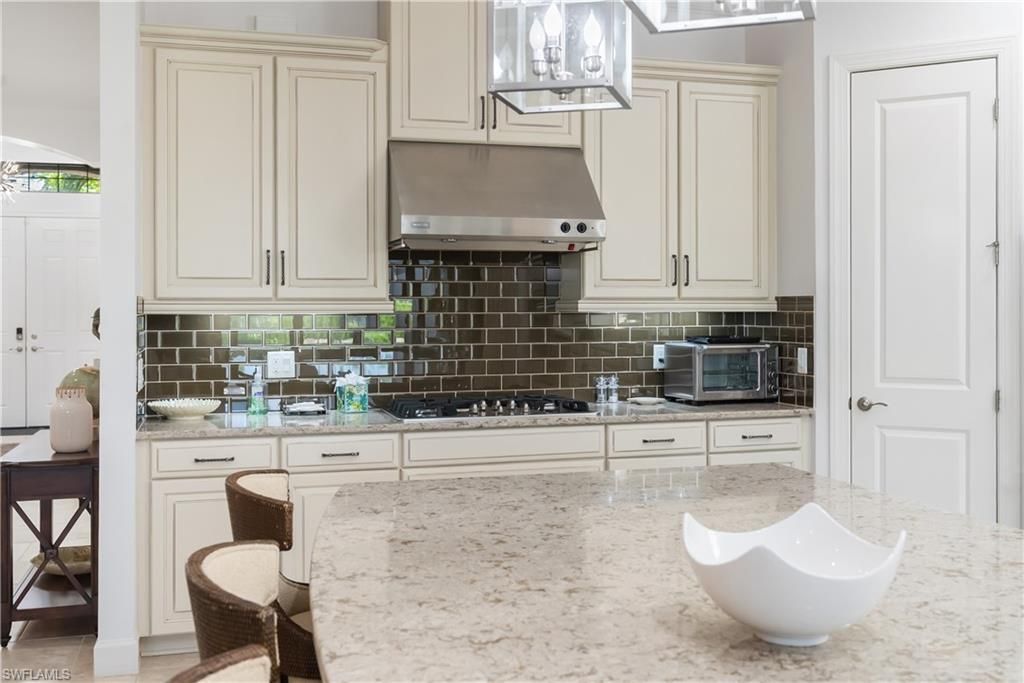 9235 Rialto Ln, Naples, FL 34119 Photo