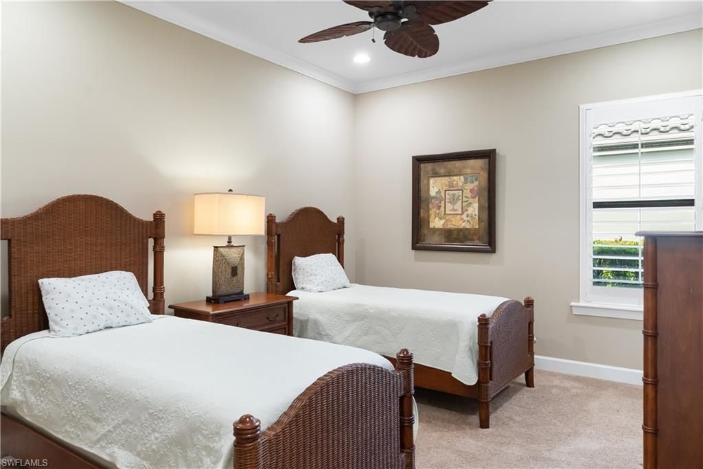 9235 Rialto Ln, Naples, FL 34119 Photo