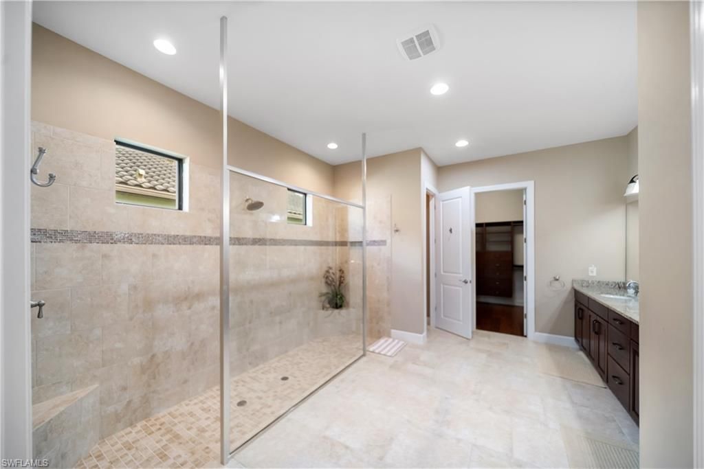 9235 Rialto Ln, Naples, FL 34119 Photo