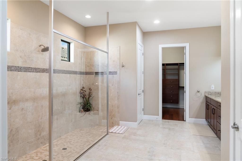 9235 Rialto Ln, Naples, FL 34119 Photo