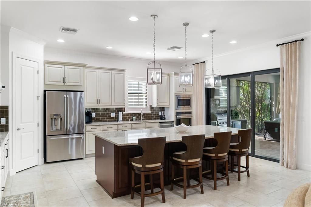 9235 Rialto Ln, Naples, FL 34119 Photo