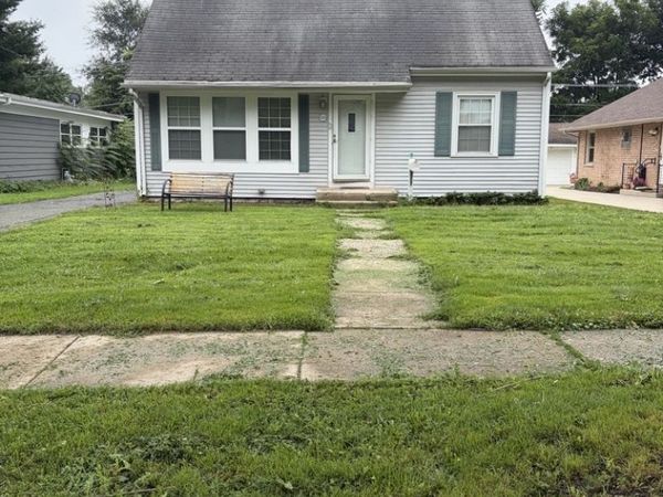 536 Fremont Street , West Chicago, IL 60185