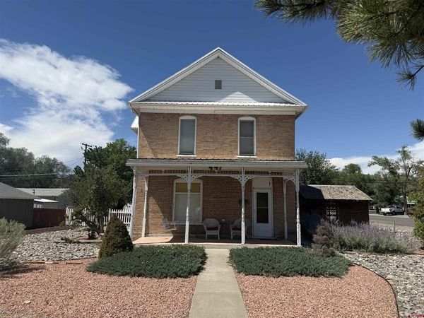 447 S 9th Street, Montrose, CO 81401