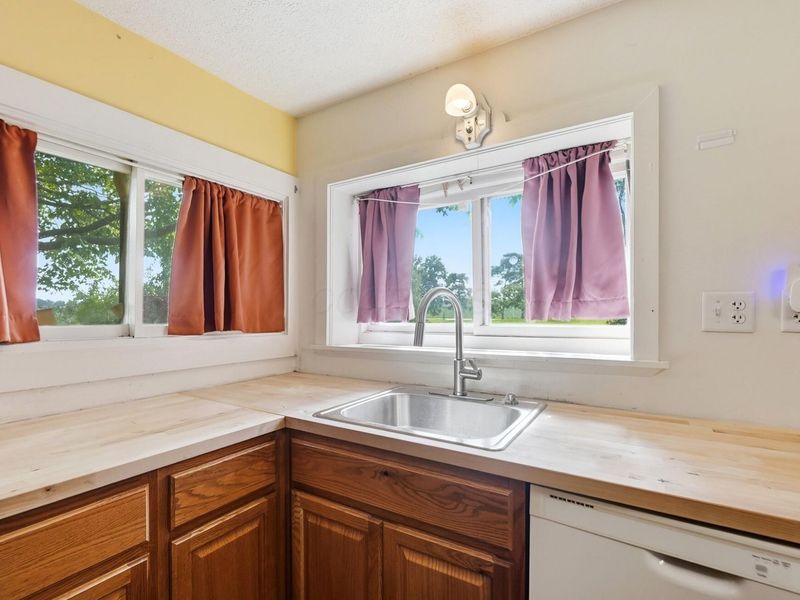 6736 Davisson Road, Mechanicsburg, OH 43044 Photo 19