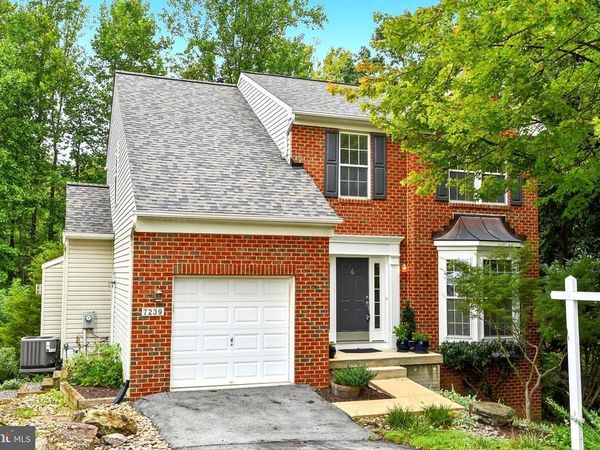 7239 LYNDSEY WAY, ELKRIDGE, MD 21075