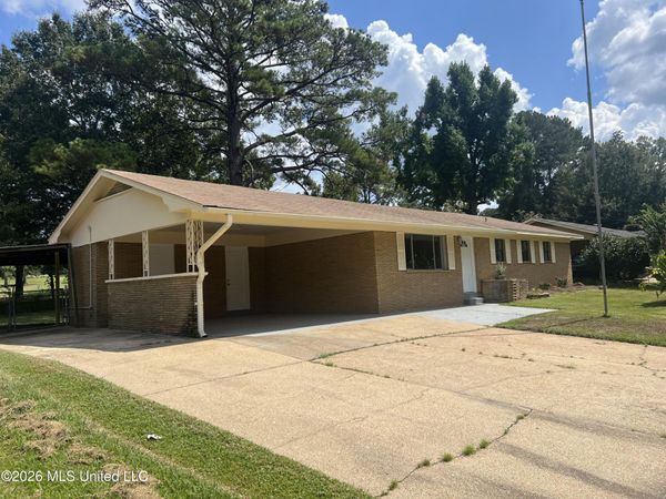 3335 E Lisa Drive, Pearl, MS 39208