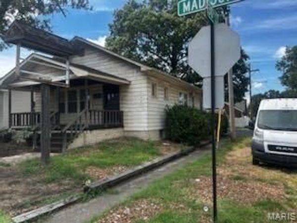 2981 Madison Avenue , Granite City, IL 62040