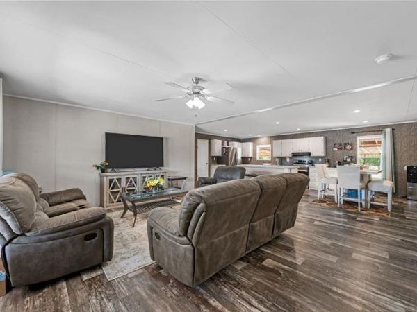 222 Kennedy Lane, Eddy, TX 76524