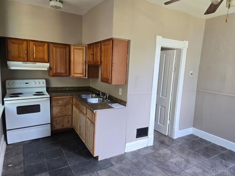 3126 River Road, Cincinnati, OH 45204 Photo 4