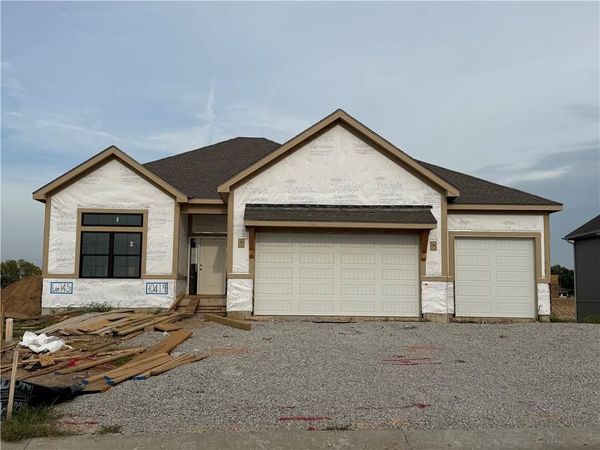 10419 N Liberty Street, Kansas City, MO 64155