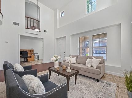 9953 Spring View Way, Elk Grove, CA 95757 Photo