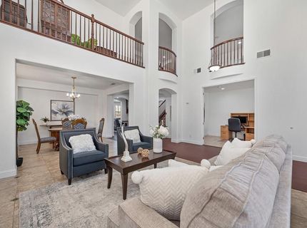 9953 Spring View Way, Elk Grove, CA 95757 Photo