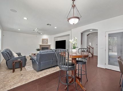 9953 Spring View Way, Elk Grove, CA 95757 Photo
