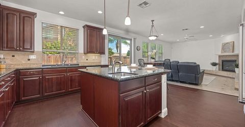 9953 Spring View Way, Elk Grove, CA 95757 Photo