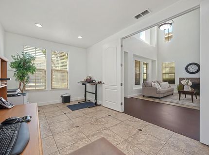 9953 Spring View Way, Elk Grove, CA 95757 Photo