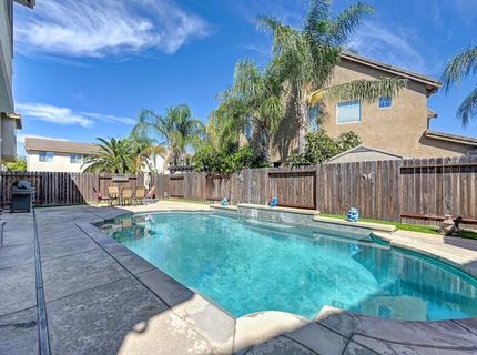 9953 Spring View Way, Elk Grove, CA 95757 Photo