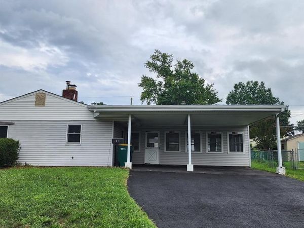 34 THALIABUSH LANE, LEVITTOWN, PA 19054