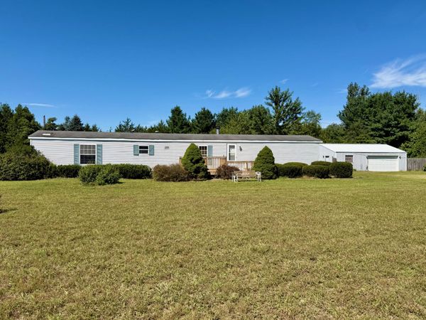 7497 S 250 W , North Judson, IN 46366