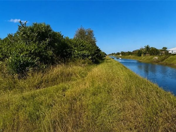 1504 Paula AVE S, LEHIGH ACRES, FL 33976