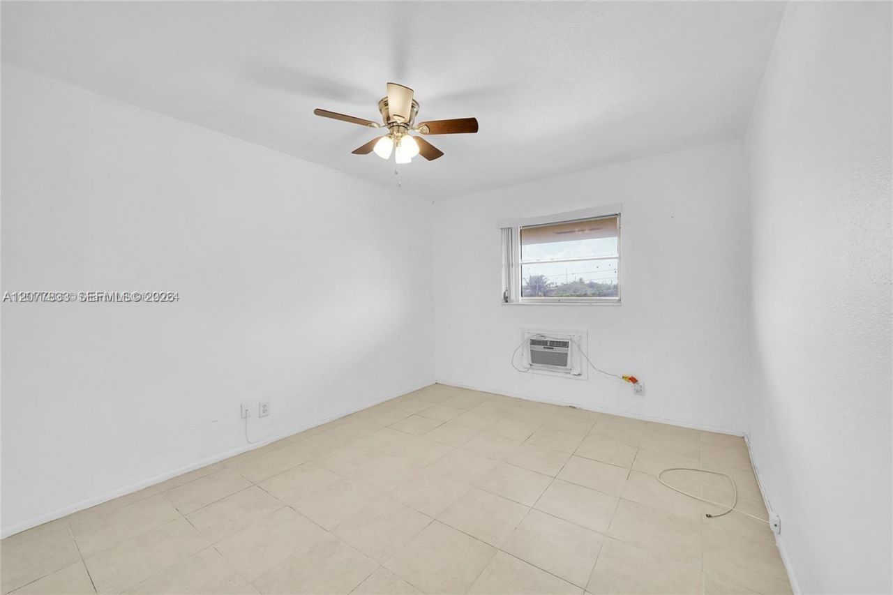 1050 E Sample Rd , Unit 309, Pompano Beach, FL 33064 Photo