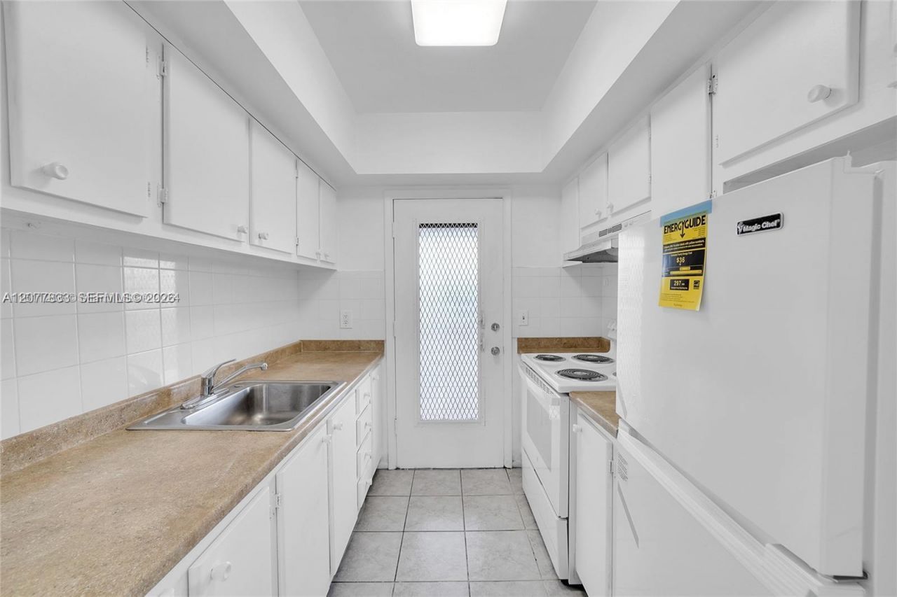 1050 E Sample Rd , Unit 309, Pompano Beach, FL 33064 Photo