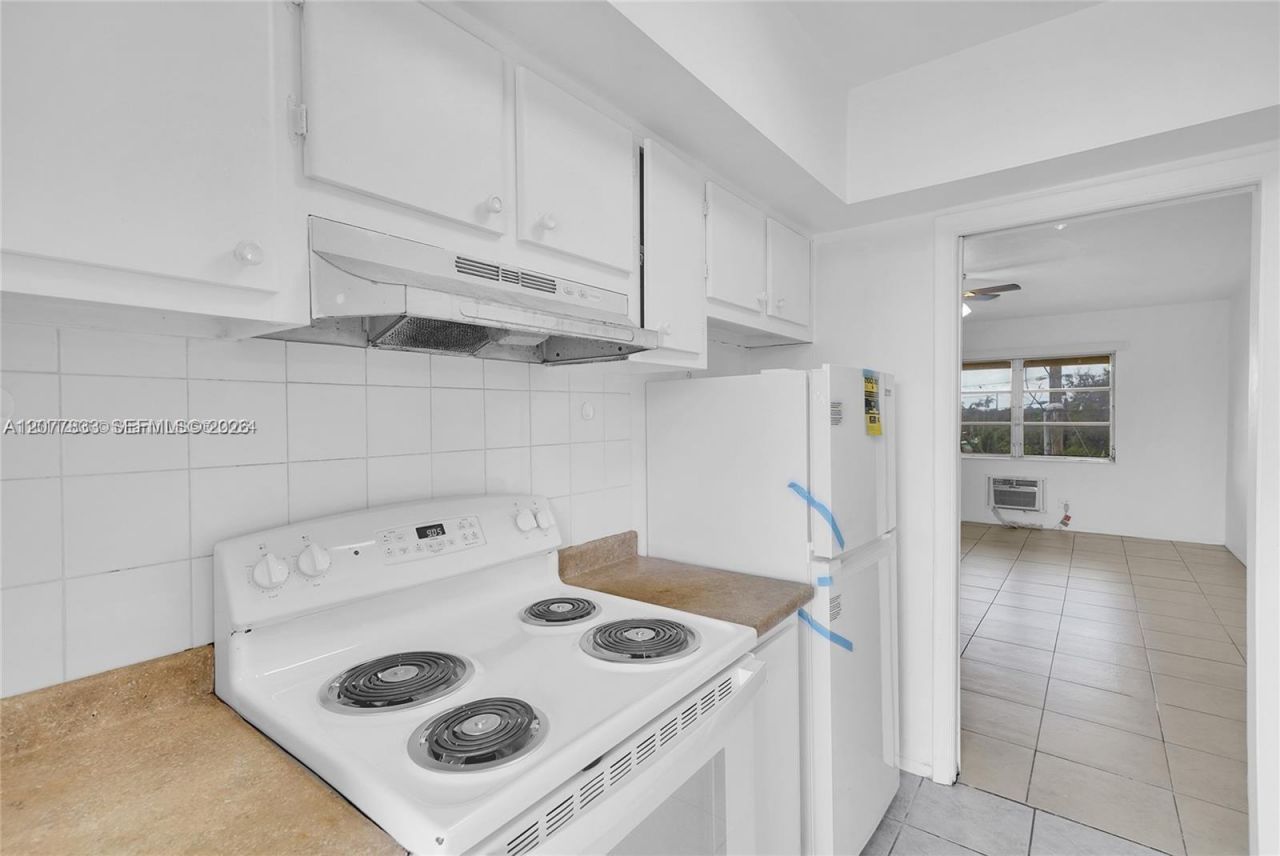 1050 E Sample Rd , Unit 309, Pompano Beach, FL 33064 Photo
