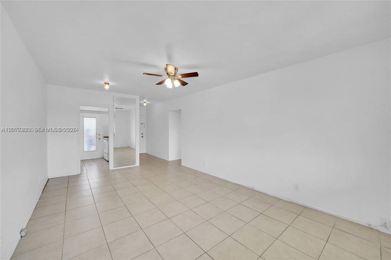 1050 E Sample Rd , Unit 309, Pompano Beach, FL 33064 Photo