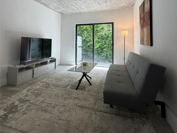 190 NW 69th St , Unit 3, Miami, FL 33150