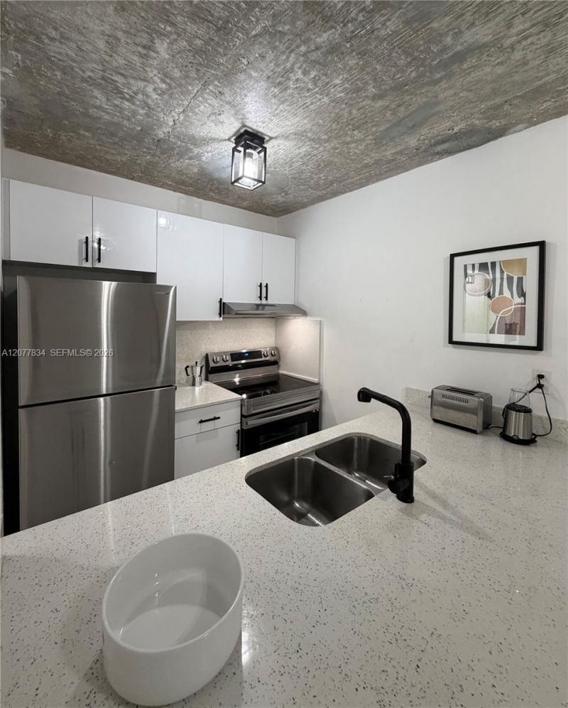190 NW 69th St , Unit 3, Miami, FL 33150 Photo