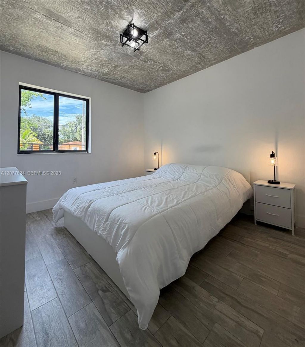 190 NW 69th St , Unit 3, Miami, FL 33150 Photo