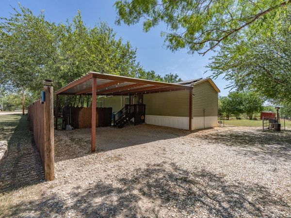 181 County Road 6842, Lytle, TX 78052