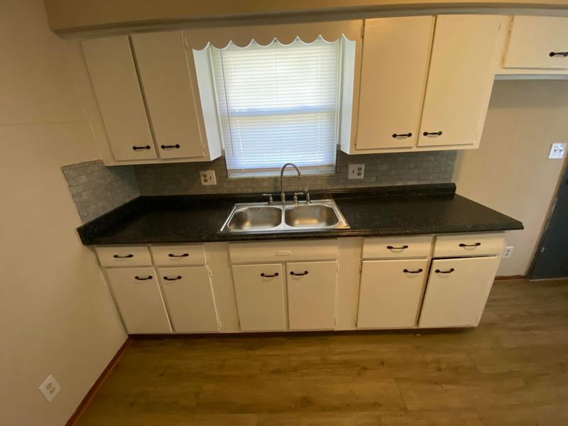 2956 Pontiac Street , Columbus, OH 43224 Photo 10