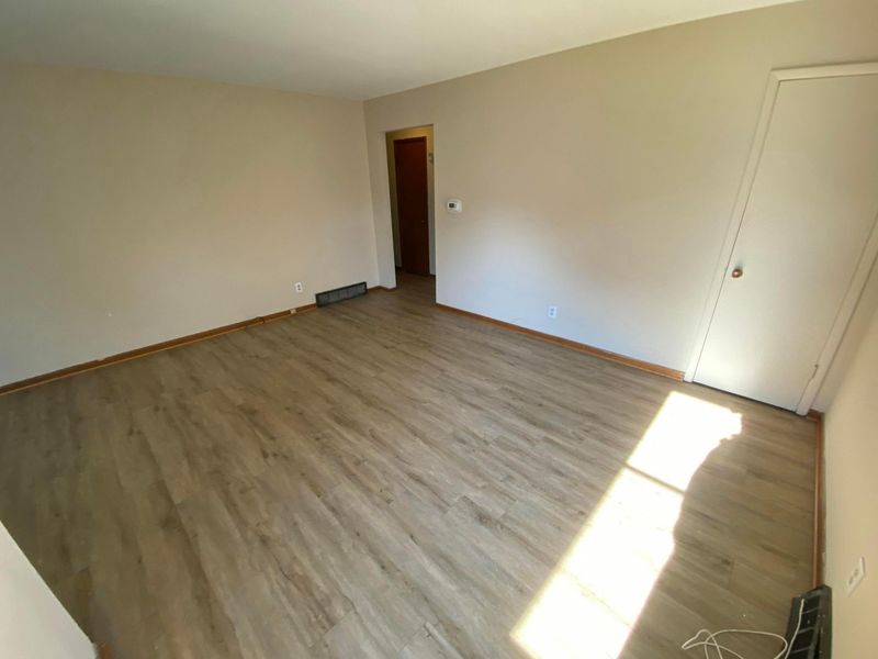 2956 Pontiac Street , Columbus, OH 43224 Photo 6